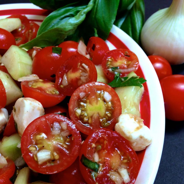 Italian Tomato Mozzarella Salad Hostess At Heart