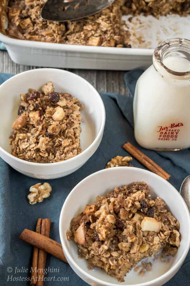 Cinnamon Apple Baked Oatmeal 