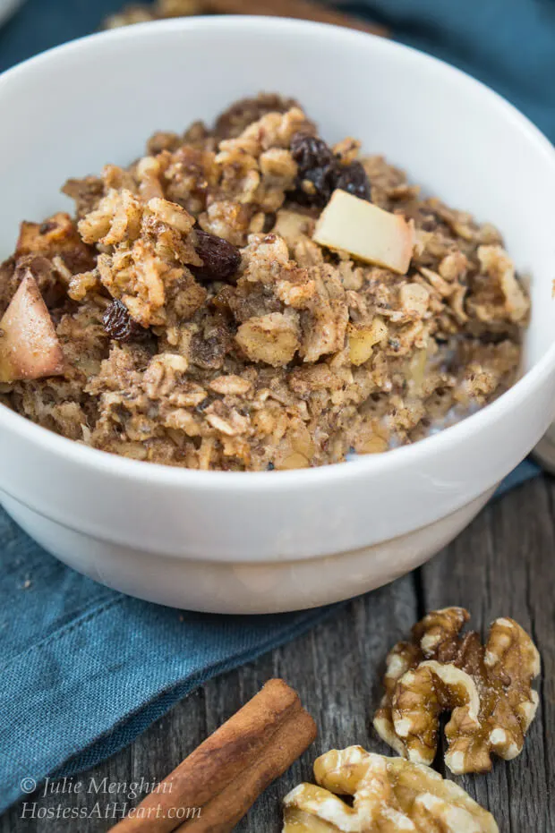 Cinnamon Apple Baked Oatmeal