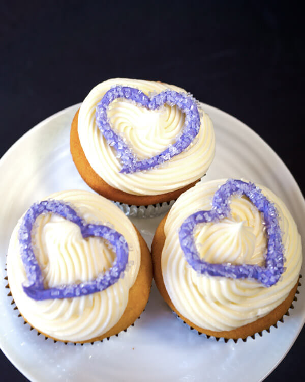 Lemon Cupcakes with Blackberry Filling | Hostess At Heart