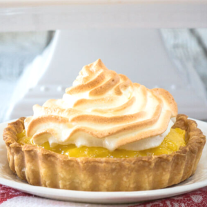 Table view of a meringue tart.