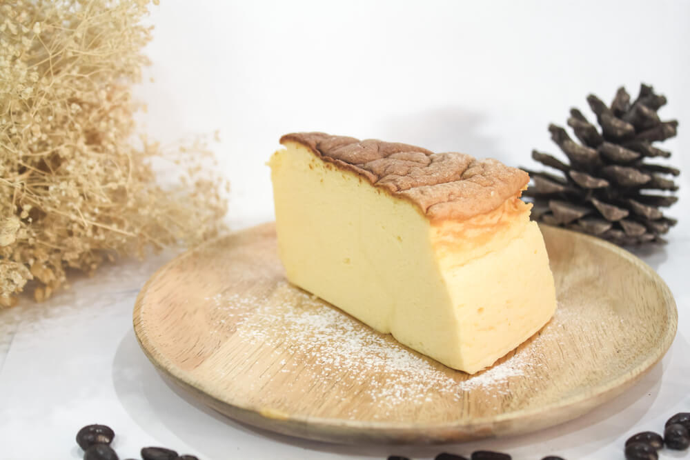 The Fluffiest Japanese Cheesecake Anyone Can Make | Sumo Chef.com