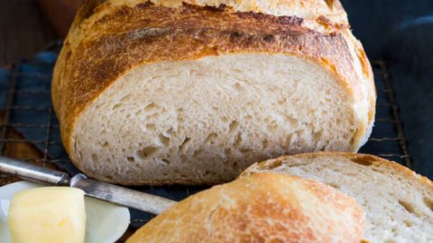 https://hostessatheart.com/wp-content/uploads/2017/10/500g-Overnight-Sourdough-Bread-Recipe-cutloaf-480x270.jpg