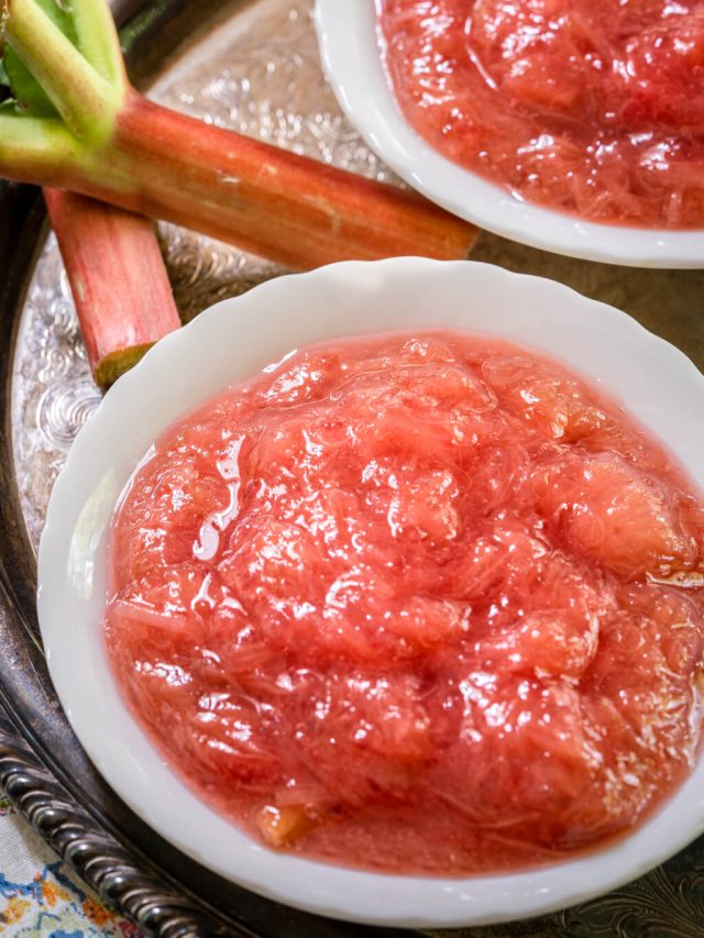 4 Ingredient Simple Rhubarb Sauce Recipe Story