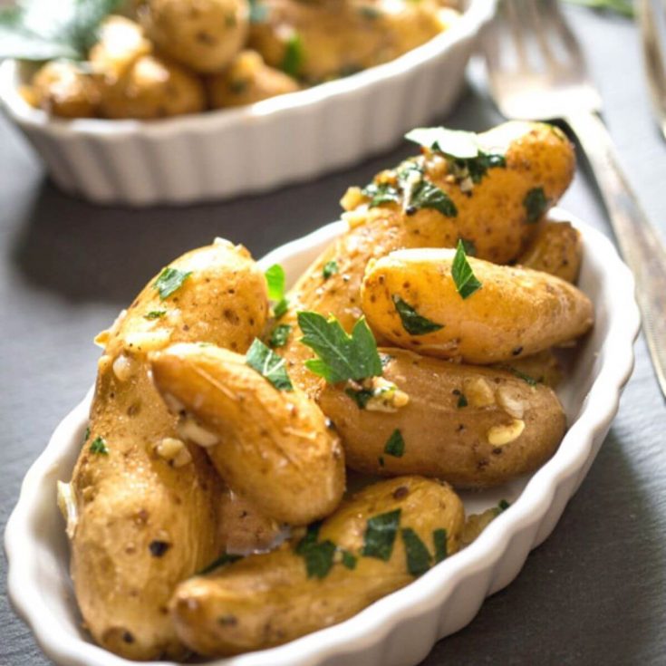 Roasted Garlic Fingerling Potatoes Recipe - Hostess At Heart