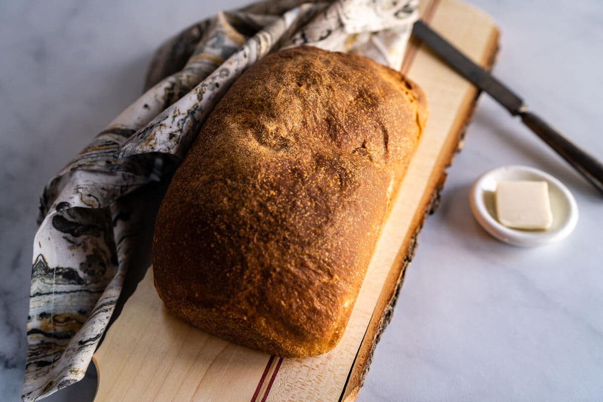 https://hostessatheart.com/wp-content/uploads/2020/04/Sourdough-Sandwich-Bread-with-Bread-Starter-10.jpg