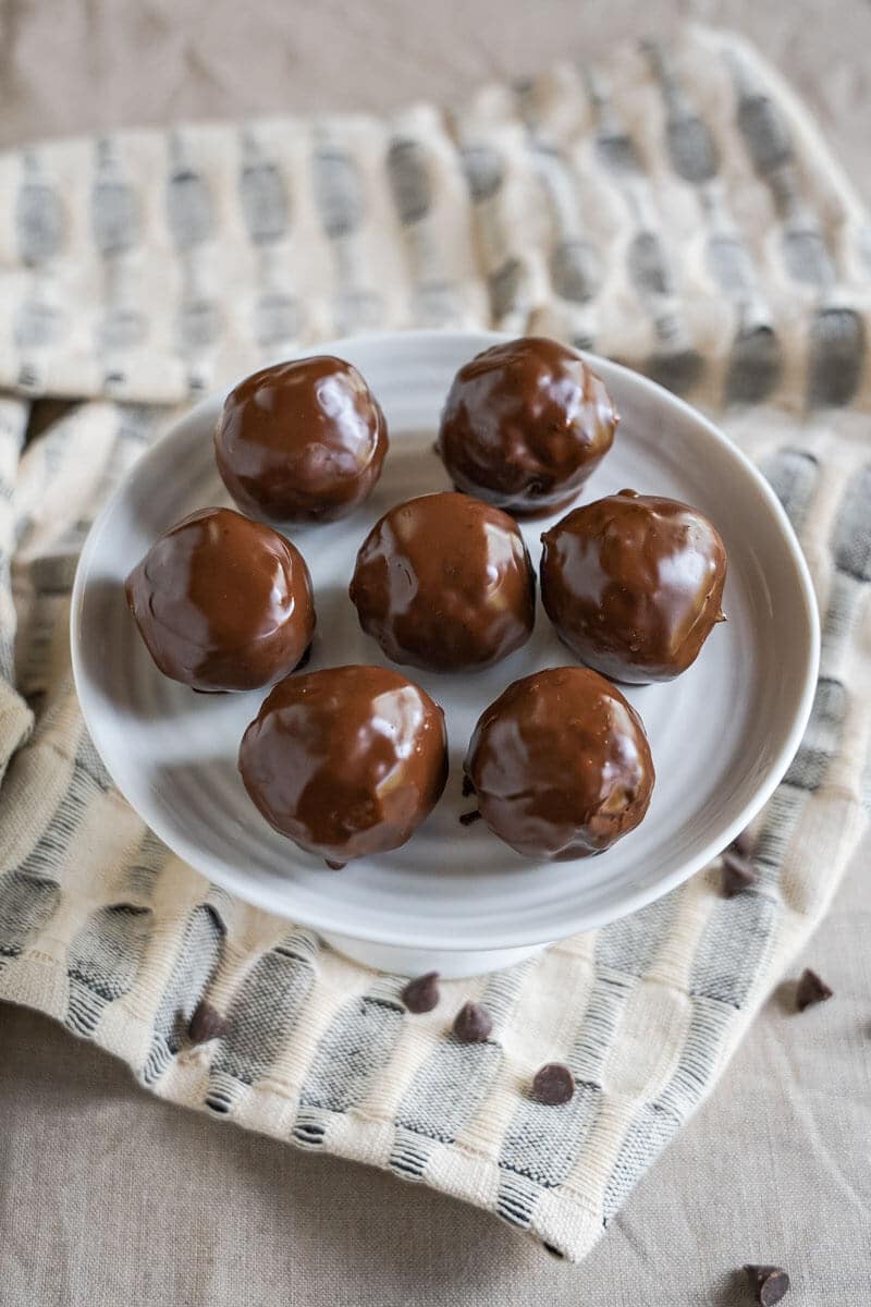 Peanut Butter Balls Recipe {No Bake} Hostess At Heart