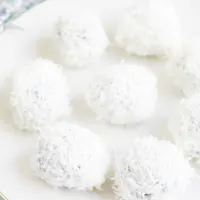 cropped-White-Chocolate-Oreo-Truffles1200x1200-Feature-Recipe-Card.png