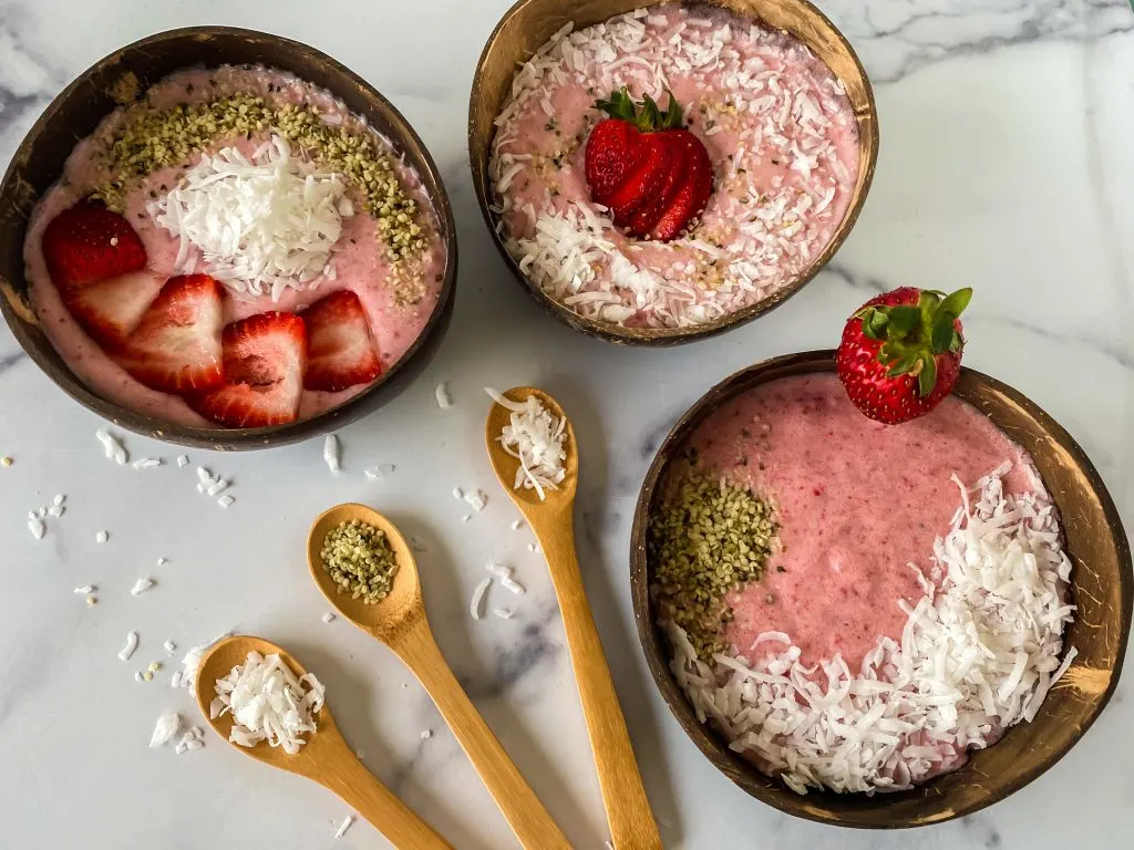 Smoothie Bowl Without Banana - Wholly Tasteful