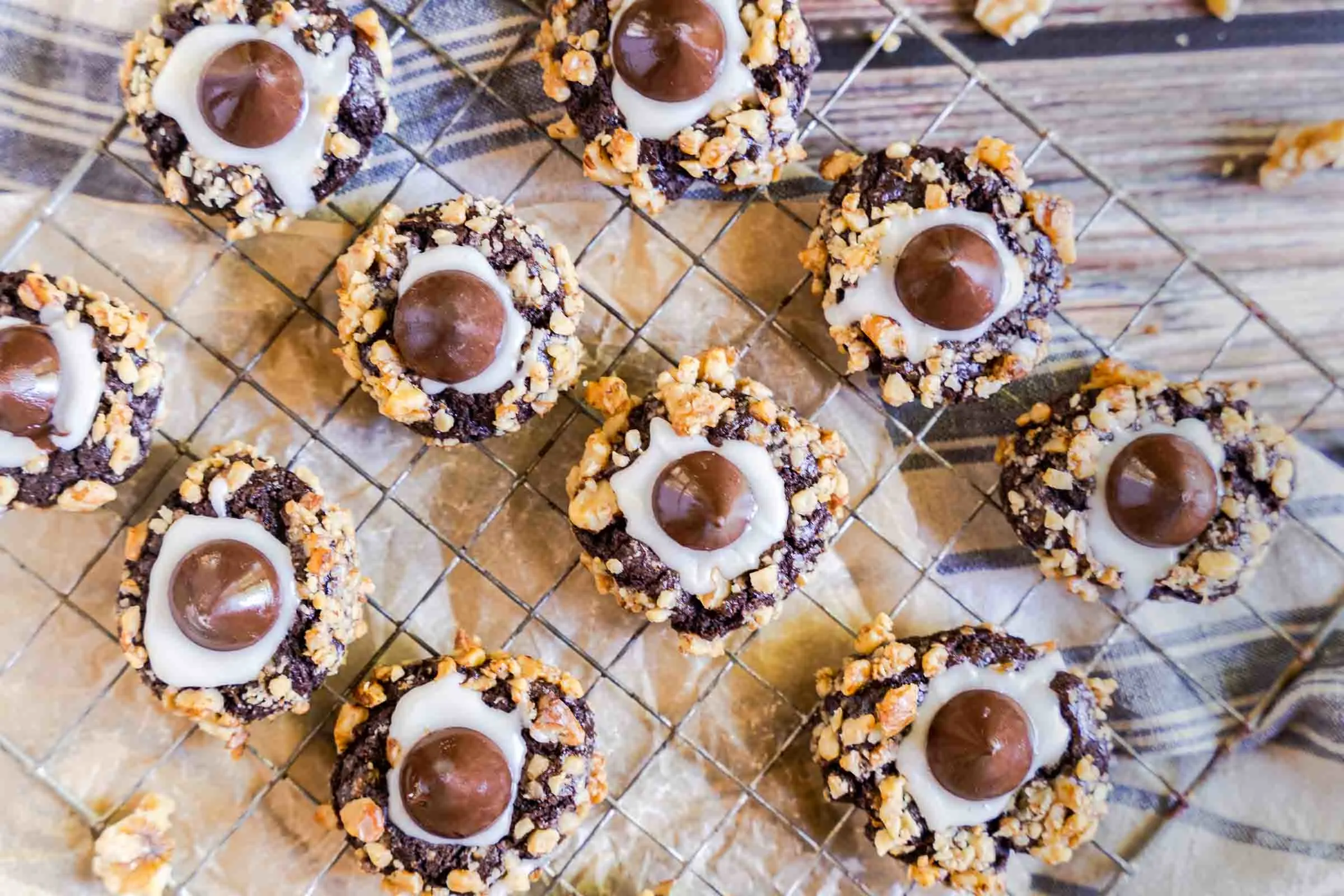 https://hostessatheart.com/wp-content/uploads/2022/11/Chocolate-Thumbprint-Cookies-8.jpg.webp