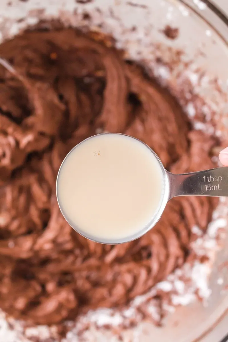 A tablespoon of cream is added to chocolate icing recipe - Hostess At Heart