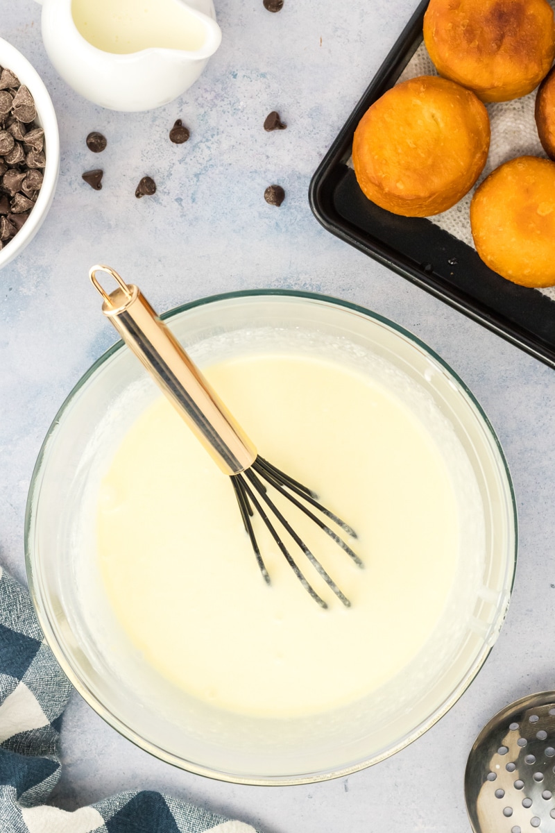 A mixing bowl filled with cream filling. Hostess At Heart