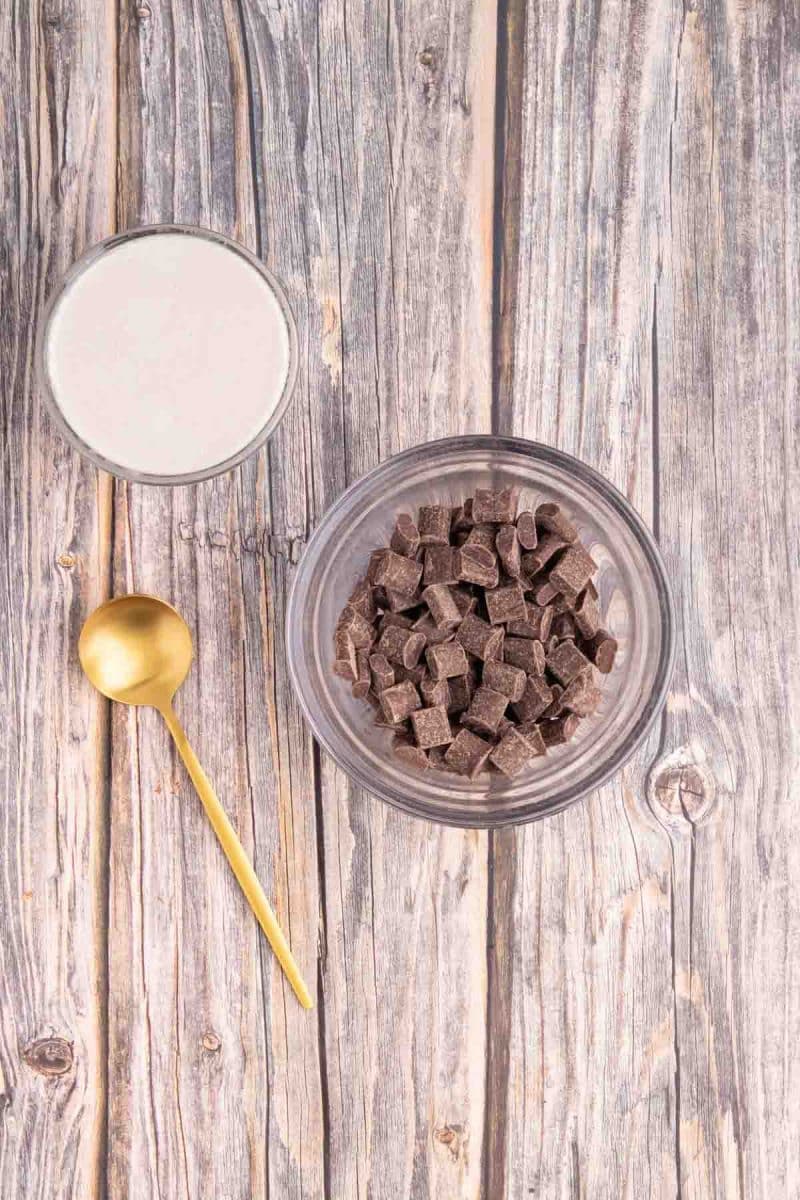 Liquid chocolate mix that goes into gluten free brownies including chocolate pieces and coconut oil. Hostess At Heart